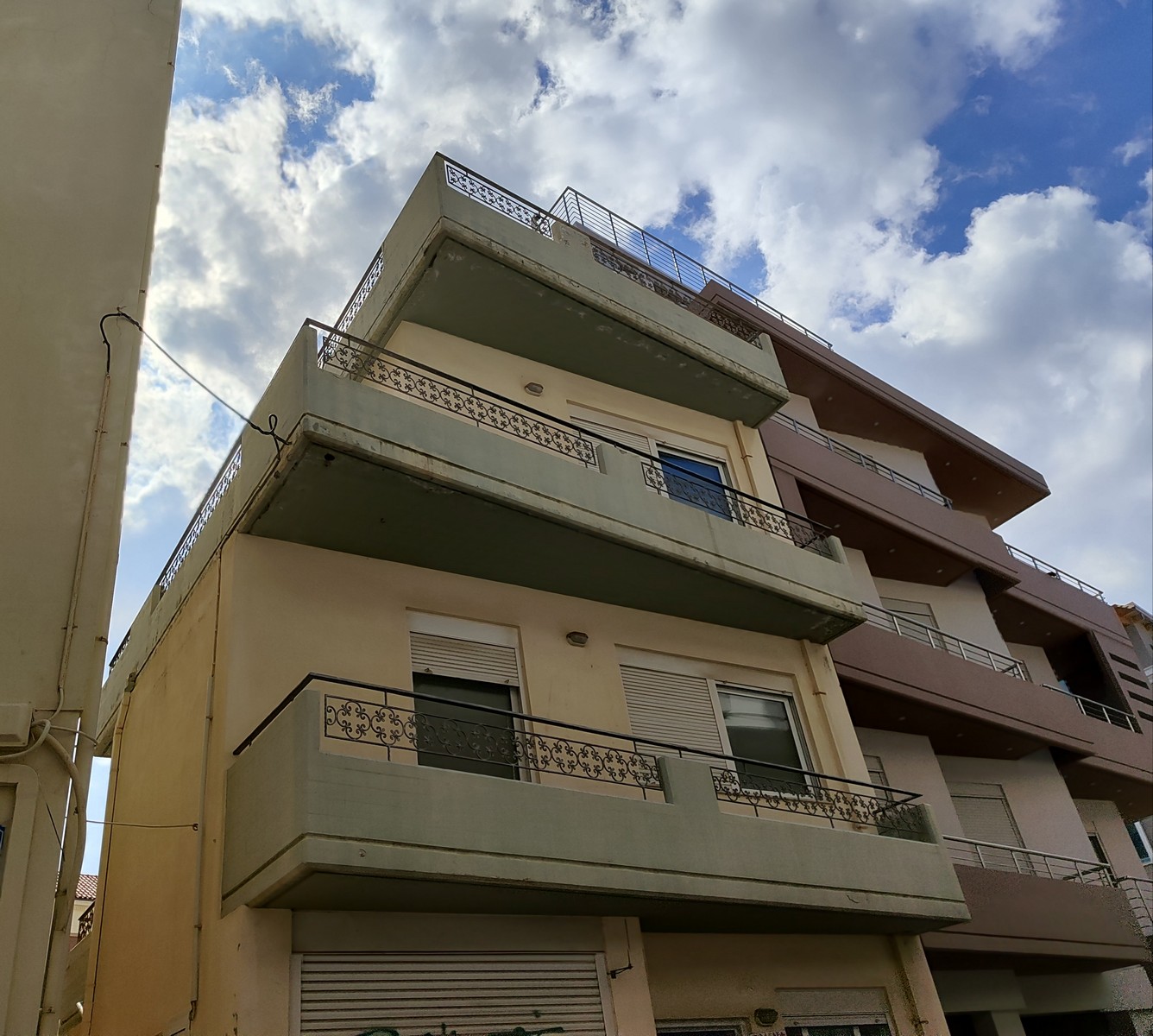 3-storey maisonette for sale in the heart of the old town of Heraklion.