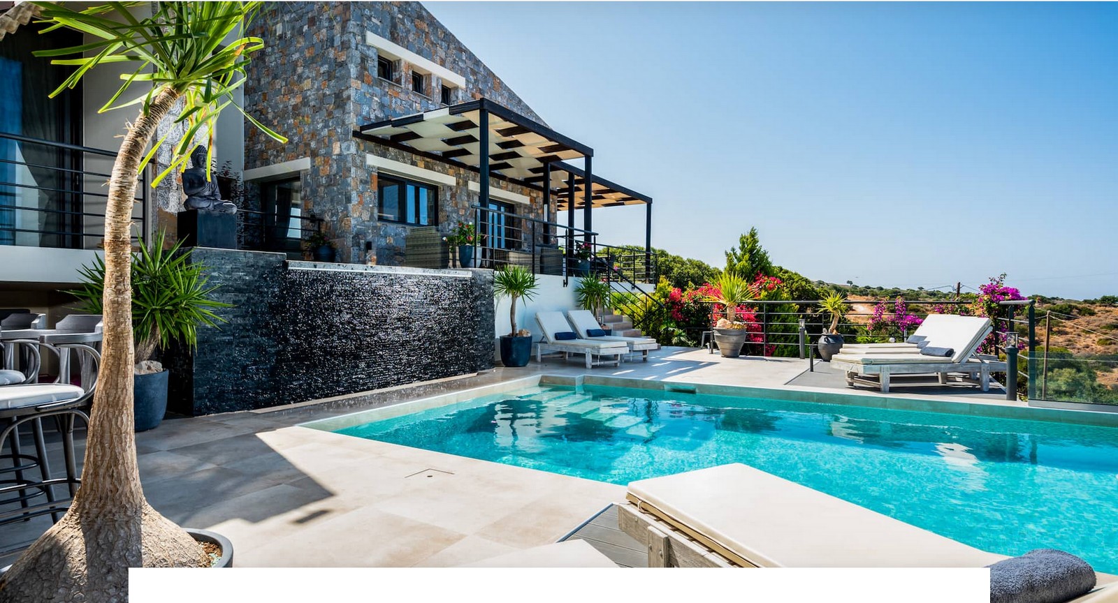 Geweldige villa met prachtig uitzicht op zee 350m2 en privézwembad.