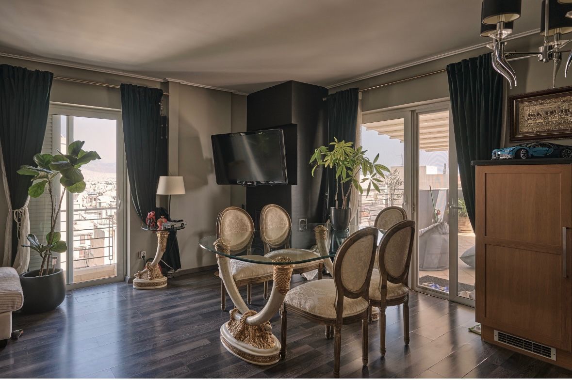 Penthouse van 80 m² in Nikaia met Onbelemmerd Uitzicht en Privéterras