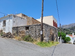 Traditioneel Huis voor Renovatie in Genna, Rethymno - 97,1 m²