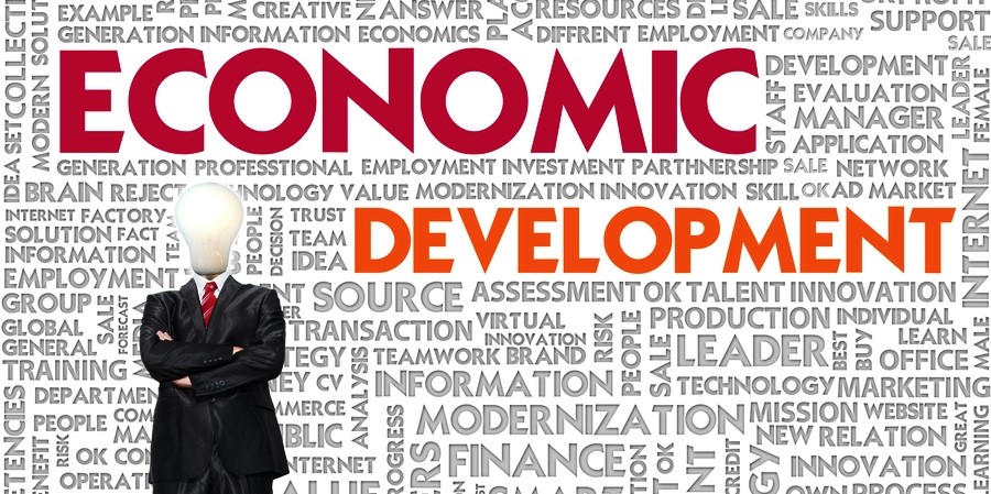 &Eta;&mu;&epsilon;&rho;ί&delta;&alpha; &mu;&epsilon; &tau;ί&tau;&lambda;&omicron; &Omicron;&iota;&kappa;&omicron;&nu;&omicron;&mu;&iota;&kappa;ή &Alpha;&nu;ά&pi;&tau;&upsilon;&xi;&eta;: &Pi;&rho;&omicron;&omicron;&pi;&tau;&iota;&kappa;έ&sigmaf;, &Pi;&rho;&omicron;&kappa;&lambda;ή&sigma;&epsilon;&iota;&sigmaf; &kappa;&alpha;&iota; &Pi;&epsilon;&rho;&iota;&omicron;&rho;&iota;&sigma;&mu;&omicron;ί