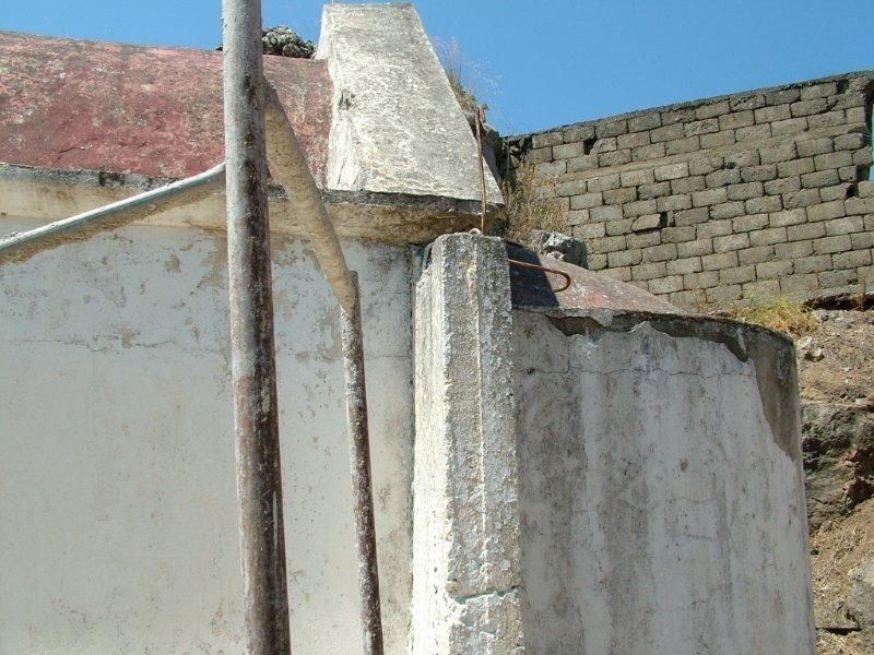 Εξωτερική ανακαίνιση, μόνωση επισκευή κεραμιδιών