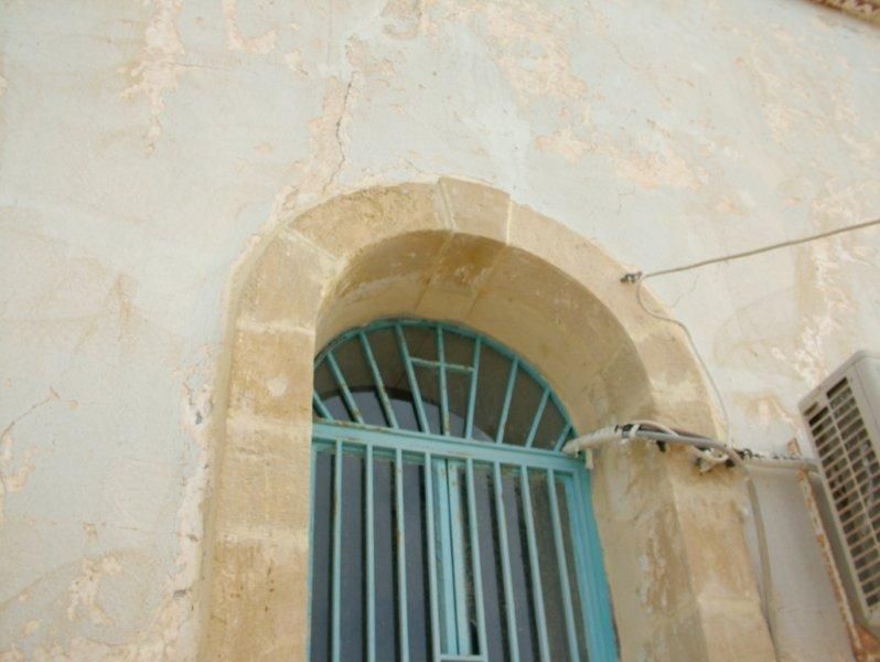 Καθαρισμός πέτρας , εξωτερική ανακαίνιση, επισκευή, ενίσχυση, καμπαναριού.