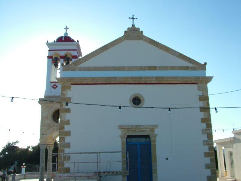 Καθαρισμός πέτρας , εξωτερική ανακαίνιση, επισκευή, ενίσχυση, καμπαναριού.