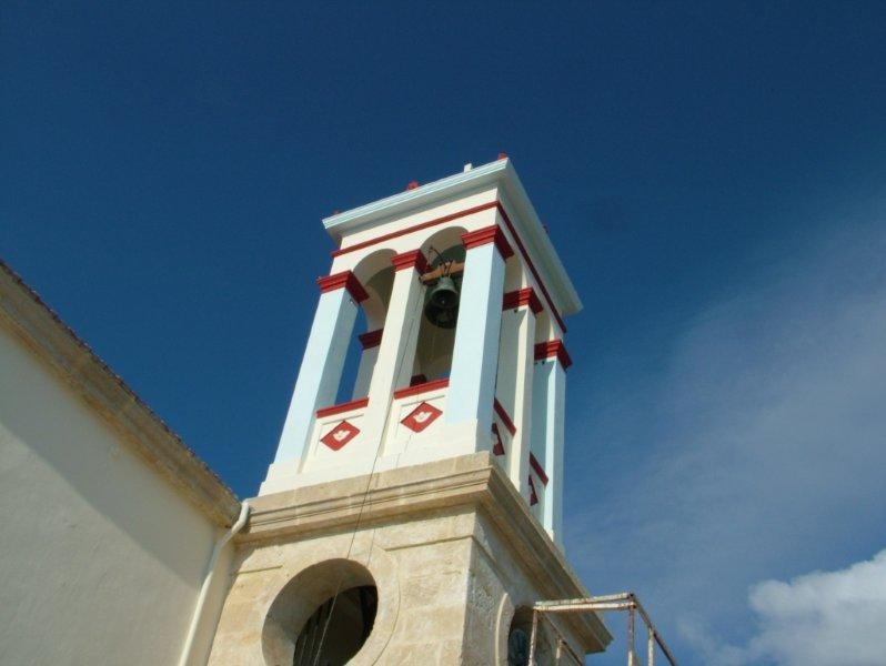 Καθαρισμός πέτρας , εξωτερική ανακαίνιση, επισκευή, ενίσχυση, καμπαναριού.