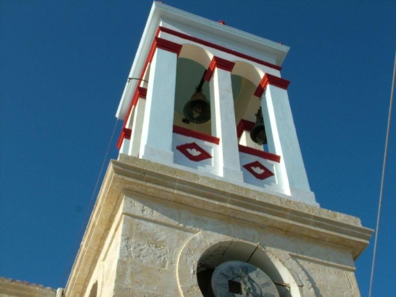 Καθαρισμός πέτρας , εξωτερική ανακαίνιση, επισκευή, ενίσχυση, καμπαναριού.