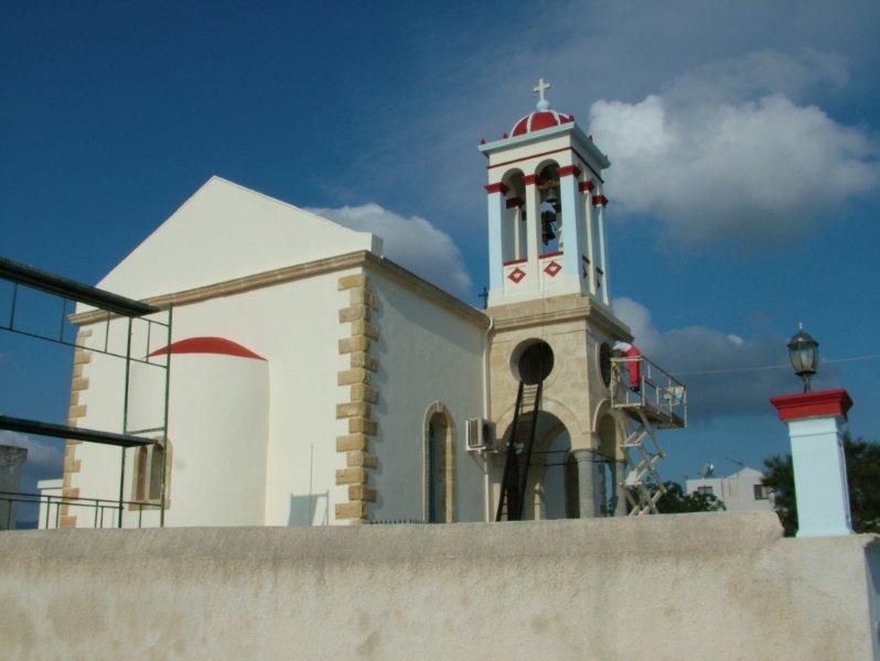 Καθαρισμός πέτρας , εξωτερική ανακαίνιση, επισκευή, ενίσχυση, καμπαναριού.