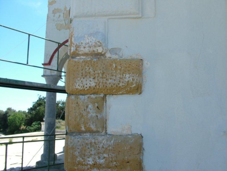 Καθαρισμός πέτρας , εξωτερική ανακαίνιση, επισκευή, ενίσχυση, καμπαναριού.
