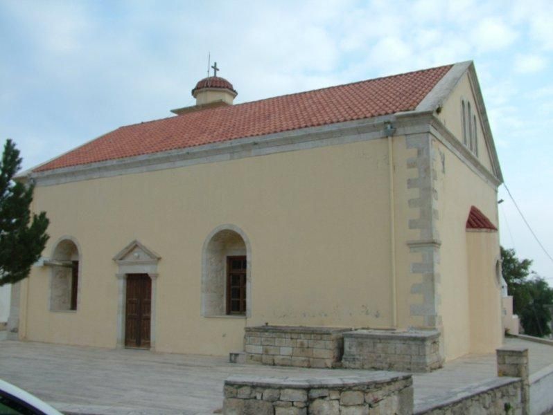 Καθαρισμός επισκευή πέτρας Καμπαναριού, εξωτερική ανακαίνιση.