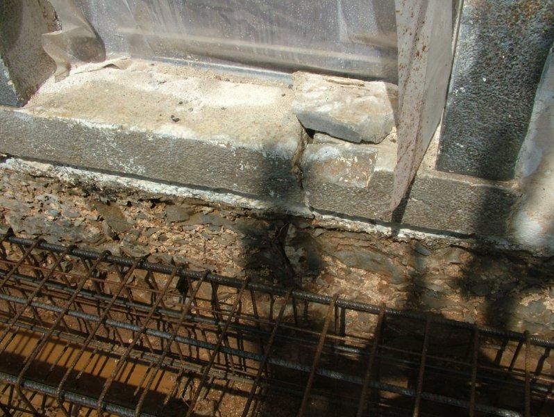 Καθαρισμός πέτρας , εξωτερική ανακαίνιση, μόνωση επισκευή κεραμιδιών.