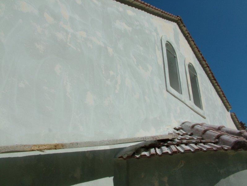 Καθαρισμός πέτρας , εξωτερική ανακαίνιση, μόνωση επισκευή κεραμιδιών.