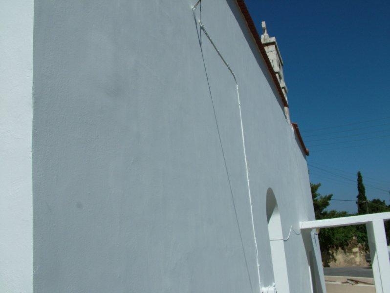 Καθαρισμός πέτρας , εξωτερική ανακαίνιση, μόνωση επισκευή κεραμιδιών.