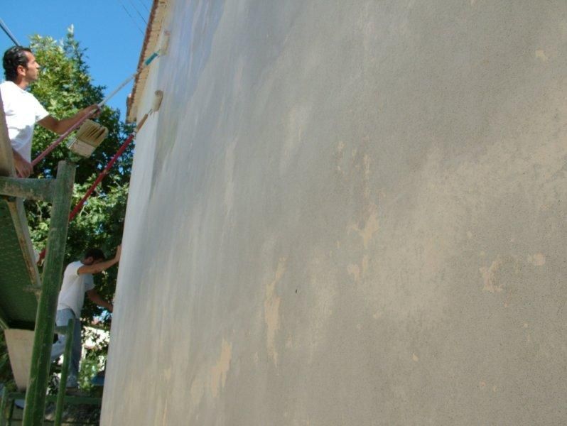 Καθαρισμός πέτρας , εξωτερική ανακαίνιση, μόνωση επισκευή κεραμιδιών.
