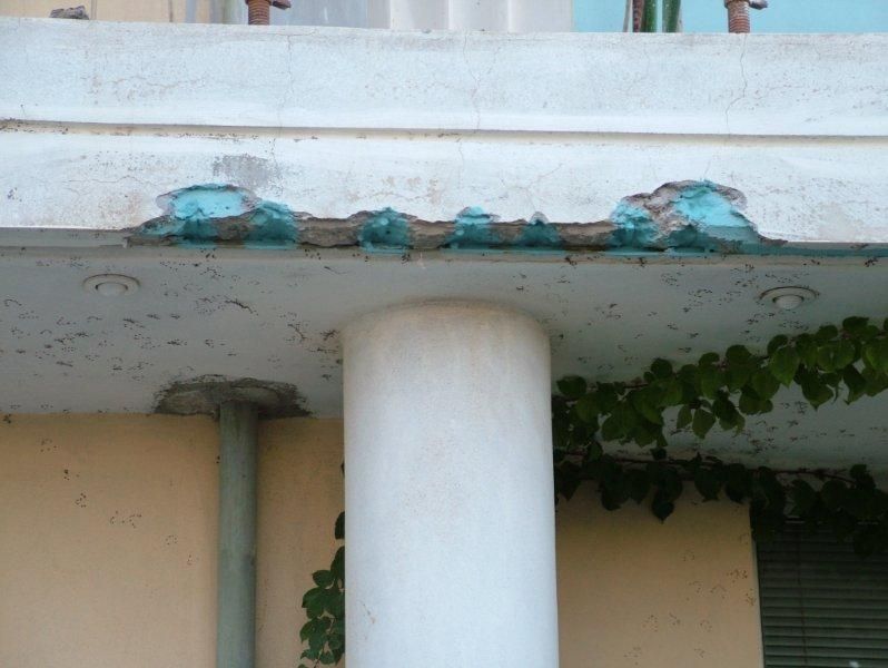 Επισκευές οπλισμού, μονώσεις τοίχων, χρωματισμός, υγρομόνωση θερμομόνωσης ταράτσας.