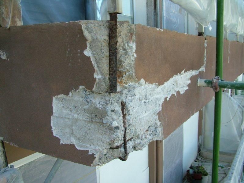 Επισκευές οπλισμού, μονώσεις τοίχων, χρωματισμός.