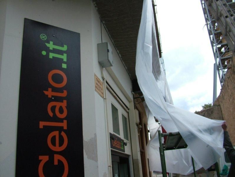 Καθαρισμός πρόσοψης εσωτερικός χρωματισμός.