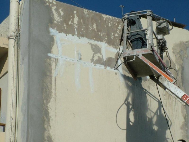 Επισκευές οπλισμού, μονώσεις τοίχων, χρωματισμός υγρομόνωση ταράτσας ανοδικές υγρασίες.