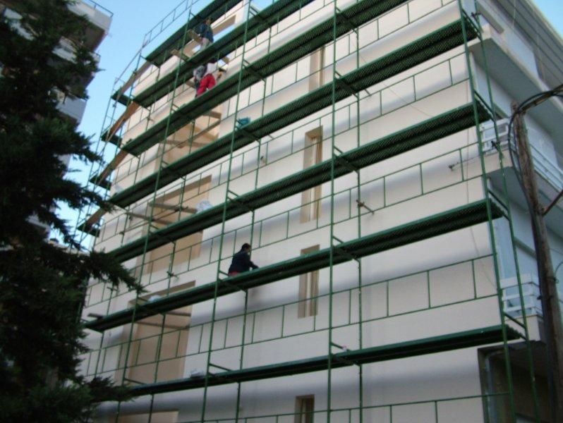 Επισκευές οπλισμού, μονώσεις τοίχων, χρωματισμός.