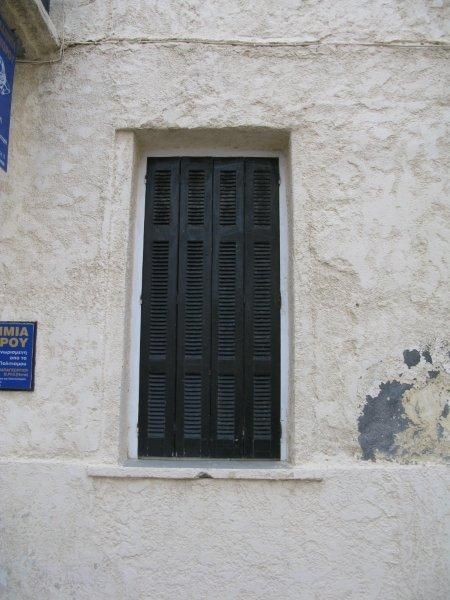 Αναπαλαίωση, αρμολόγηση, επισκευή, εσωτερικά και εξωτερικά.