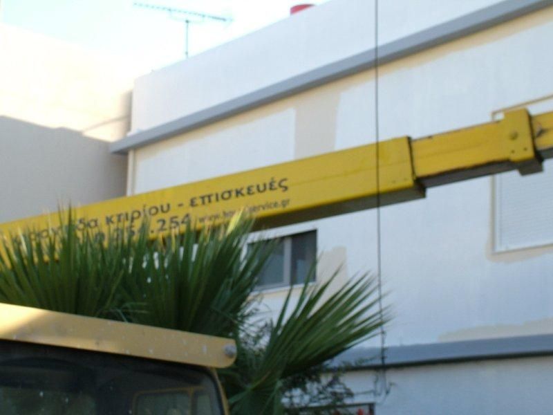 Επισκευές οπλισμού, μονώσεις τοίχων, χρωματισμός, υγρομόνωση θερμομόνωση.