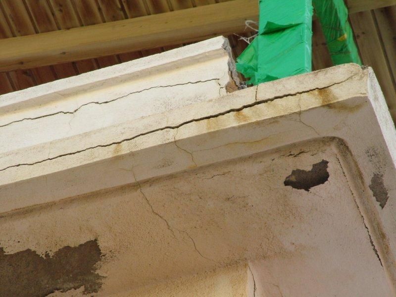 Επισκευές οπλισμού, μονώσεις τοίχων, χρωματισμός, κατασκευή μεταλλικής κλίμακας υγρομόνωση.